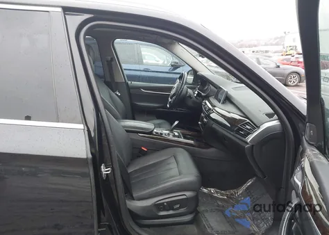 2015 BMW X5 xDrive35I z USA, uszkodzony, nr VIN 5UXKR0C53F0P14394